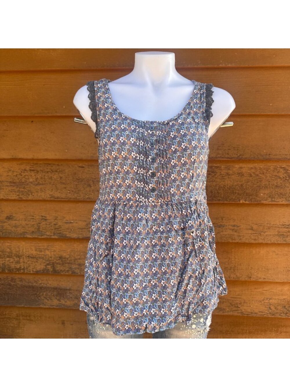 Lauren Conrad Floral Sleeveless Tunic Top With Lace Straps & Button Detail - Siz